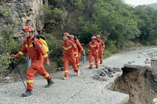 曼晚：曼联本场9人缺阵，本赛季已遭遇35次人员因伤病缺席